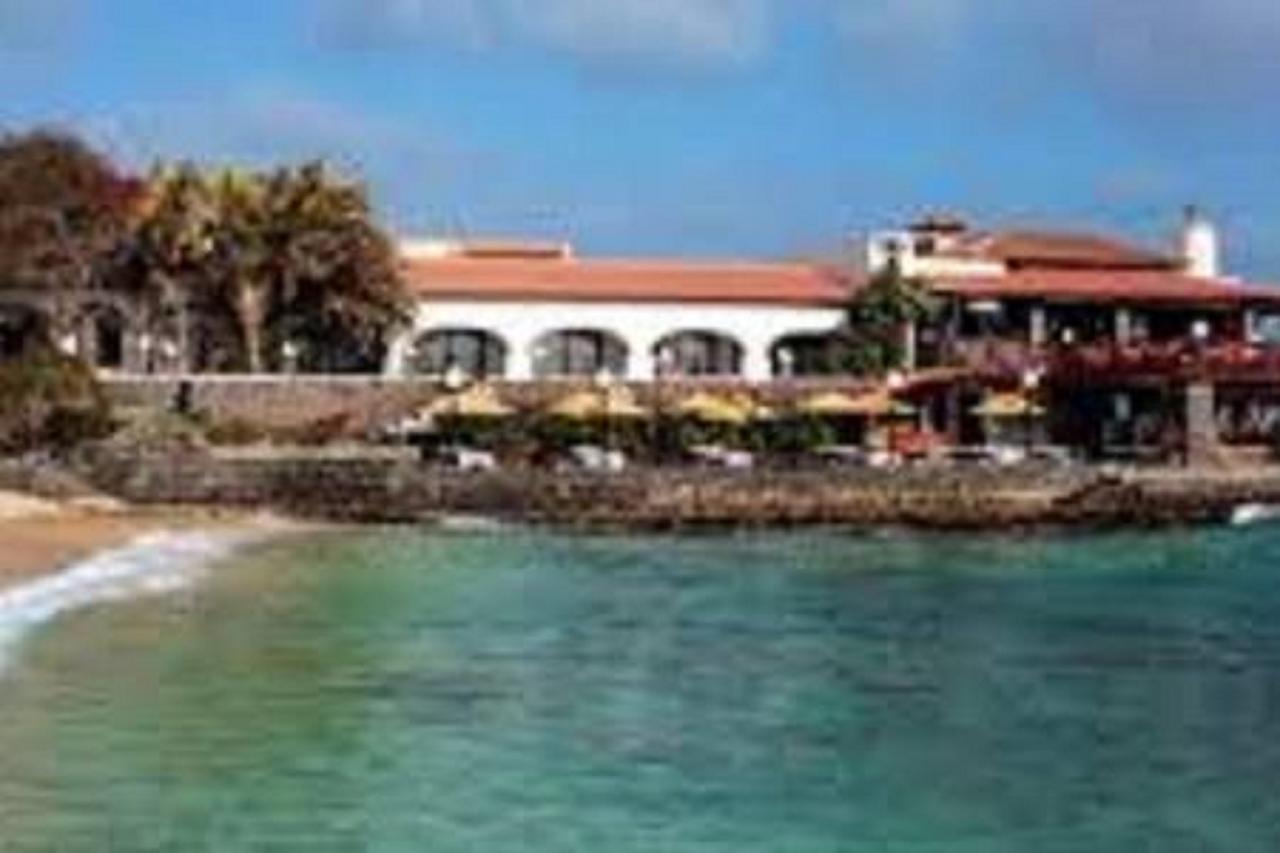 Porto Antigo - Charming & Peaceful Apartment Overlooking Pool And Sea Santa Maria Bagian luar foto
